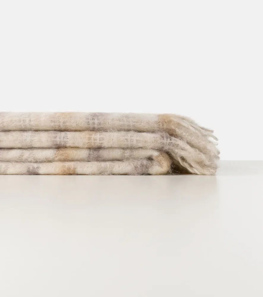 Mantas Ezcaray Mia fringed wool and mohair throw | Thumbnail 4