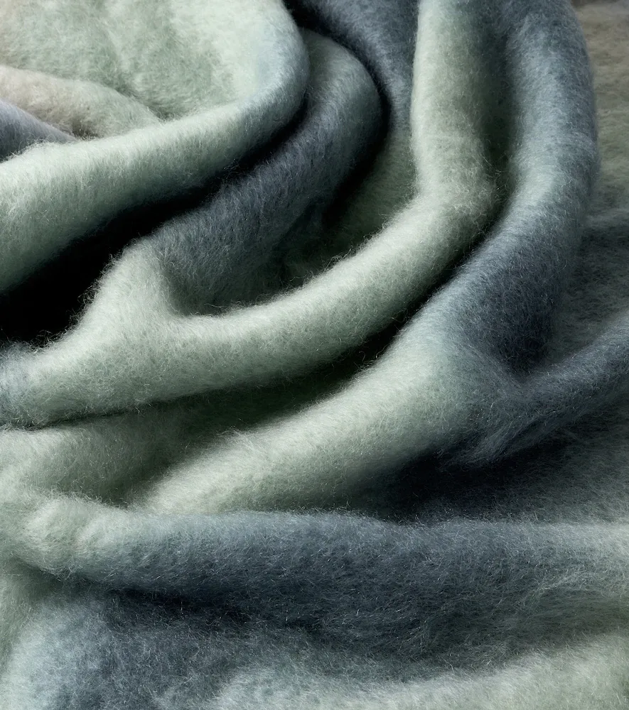 Mantas Ezcaray Tie-Dye mohair and wool-blend throw | Thumbnail 2 Mantas Ezcaray Tie-Dye mohair and wool-blend throw | Thumbnail 2