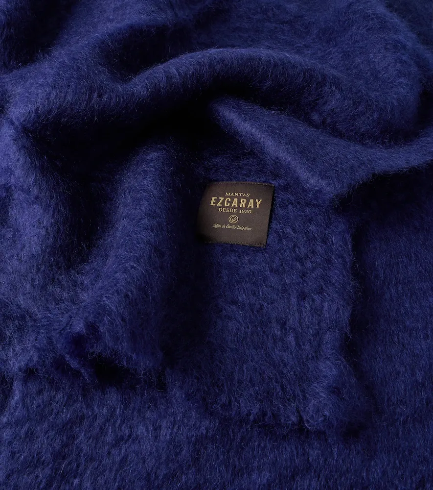 Mantas Ezcaray Mohair Lisos mohair and wool-blend throw | Thumbnail 4 Mantas Ezcaray Mohair Lisos mohair and wool-blend throw | Thumbnail 4