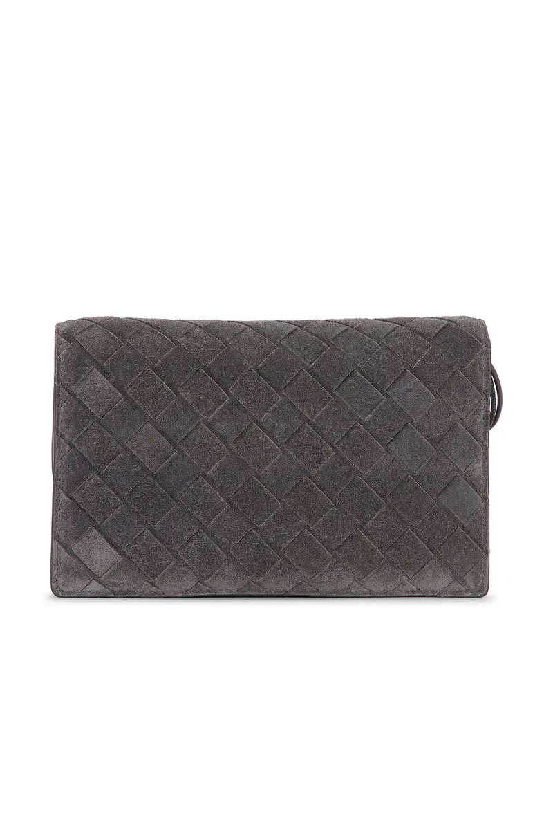 Bottega Veneta Andiamo Wallet On Chain | Thumbnail 2 Bottega Veneta Andiamo Wallet On Chain | Thumbnail 2