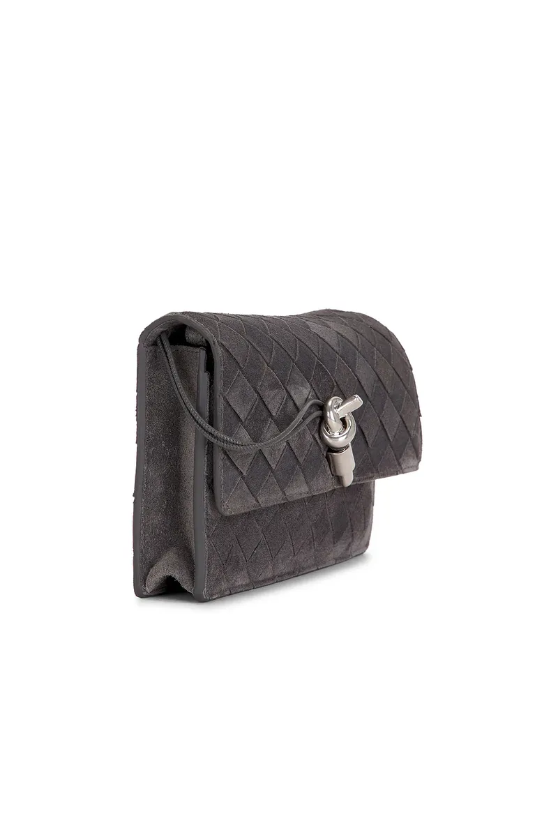 Bottega Veneta Andiamo Wallet On Chain | Thumbnail 3 Bottega Veneta Andiamo Wallet On Chain | Thumbnail 3