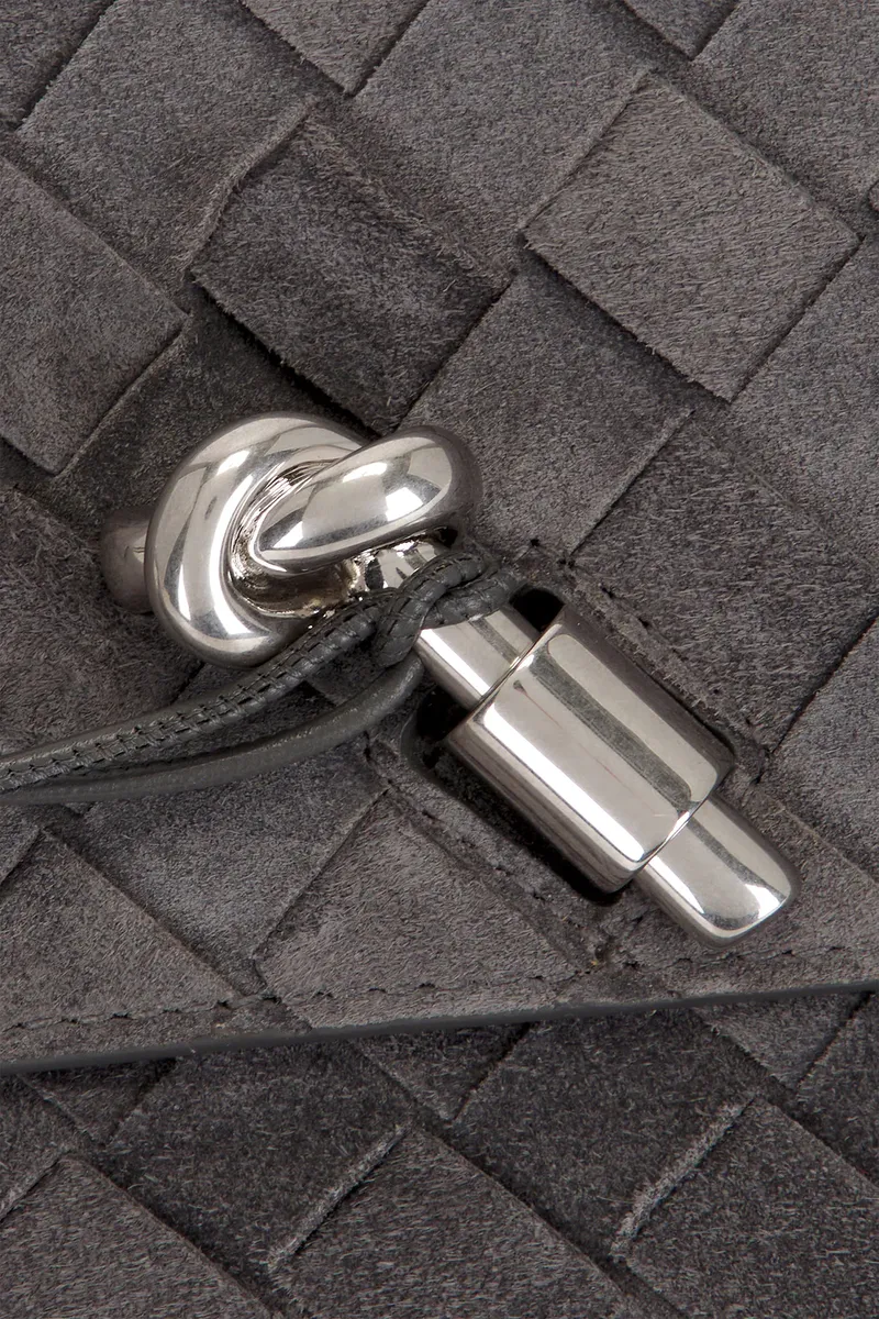 Bottega Veneta Andiamo Wallet On Chain | Thumbnail 7 Bottega Veneta Andiamo Wallet On Chain | Thumbnail 7