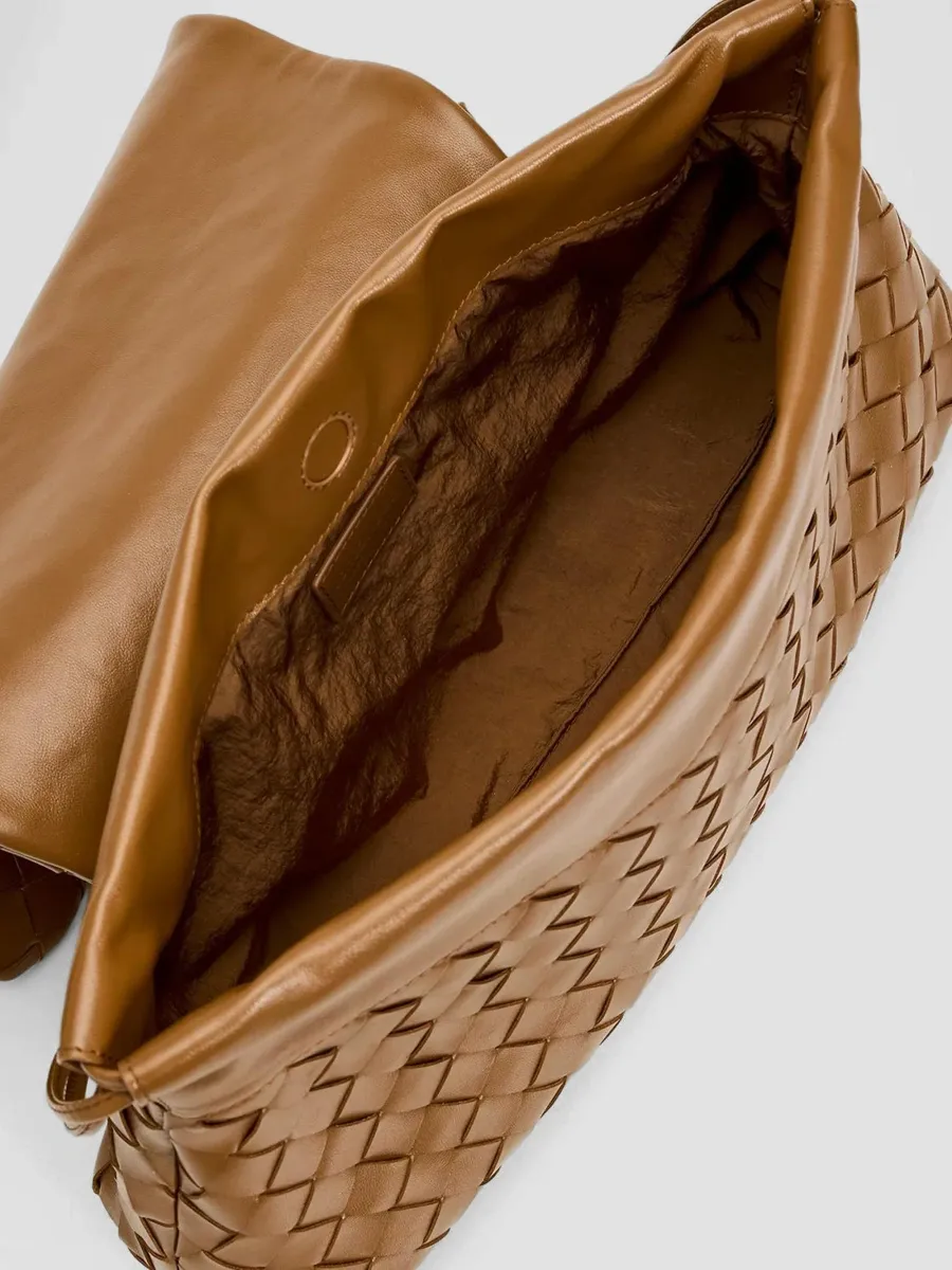 Bottega Veneta Women's Giorno Intrecciato-Leather Pouch | Thumbnail 4 Bottega Veneta Women's Giorno Intrecciato-Leather Pouch | Thumbnail 4