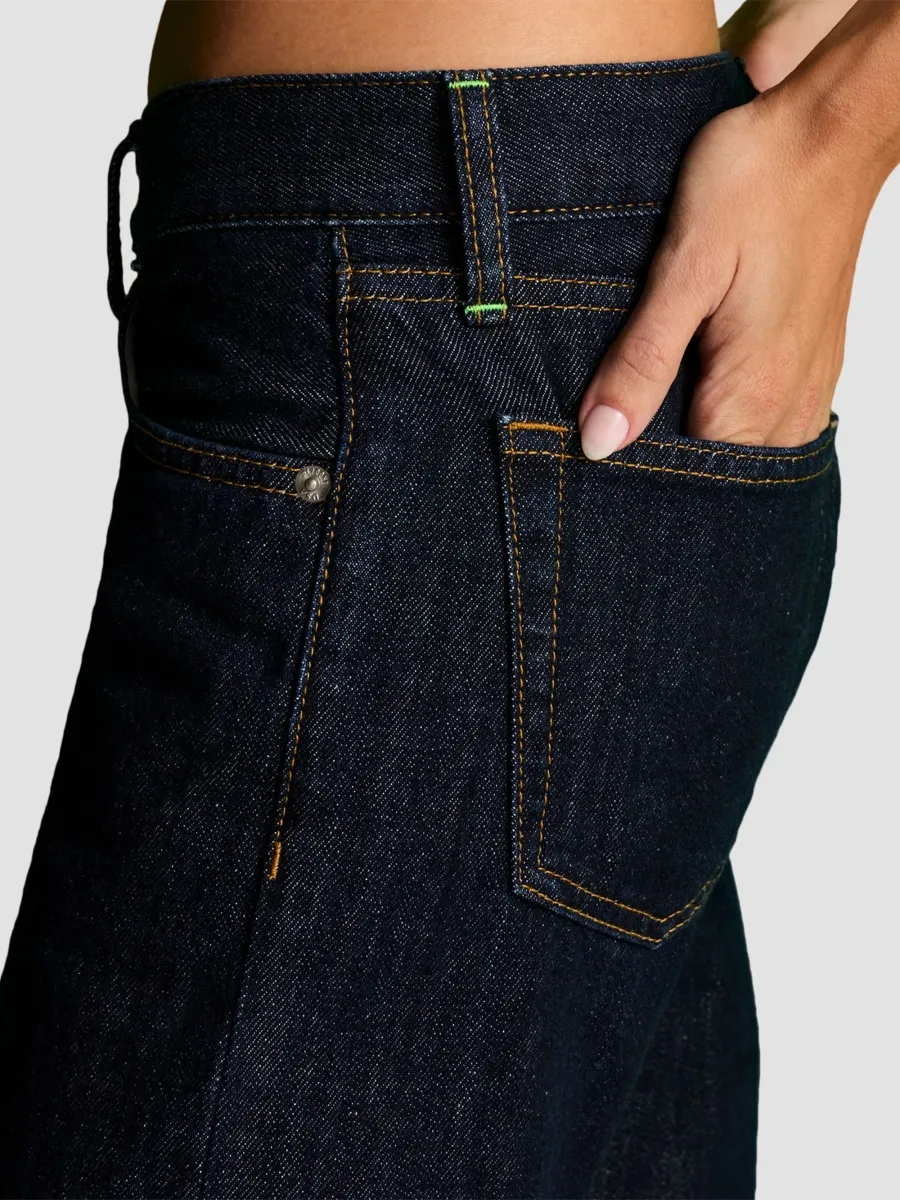 RE/DONE Women's Kaia Mid-Rise Straight-Leg Jeans | Thumbnail 5