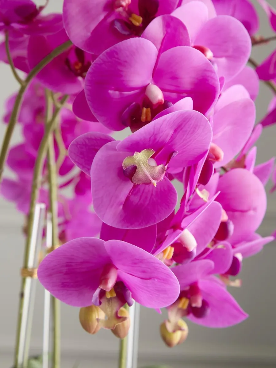 TC Floral Artificial Orchids & Quartz Arrangement - Pink | Thumbnail 3 TC Floral Artificial Orchids & Quartz Arrangement - Pink | Thumbnail 3