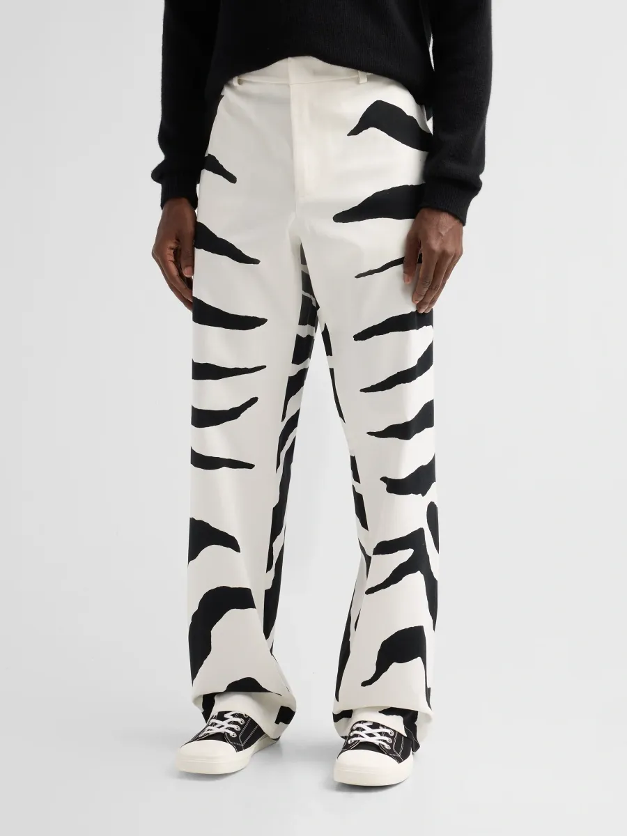 MOSCHINO Men's Zebra-Print Cotton Trousers | Thumbnail 4 MOSCHINO Men's Zebra-Print Cotton Trousers | Thumbnail 4
