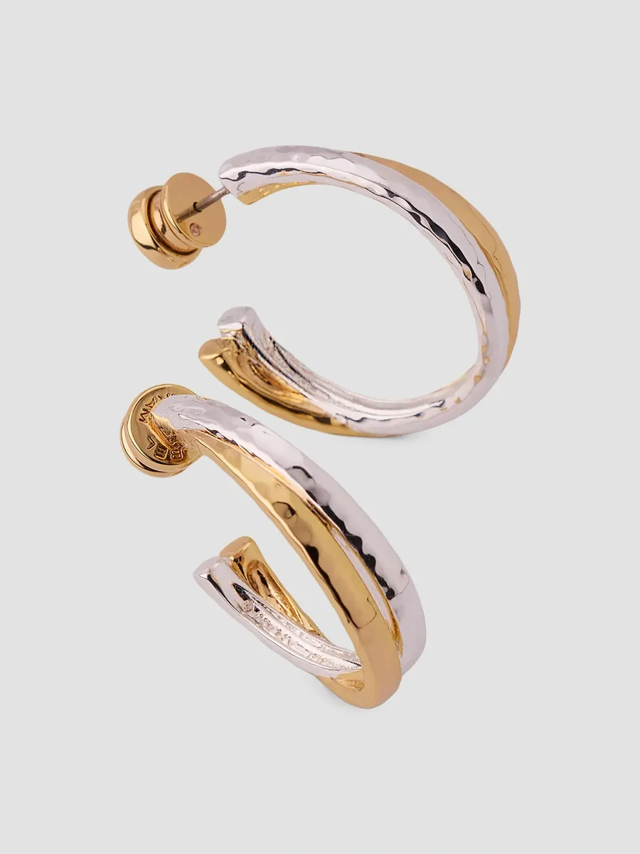 Anabel Aram Women's Farrier Two-Tone Interlocked Hoop Earrings | Thumbnail 3 Anabel Aram Women's Farrier Two-Tone Interlocked Hoop Earrings | Thumbnail 3