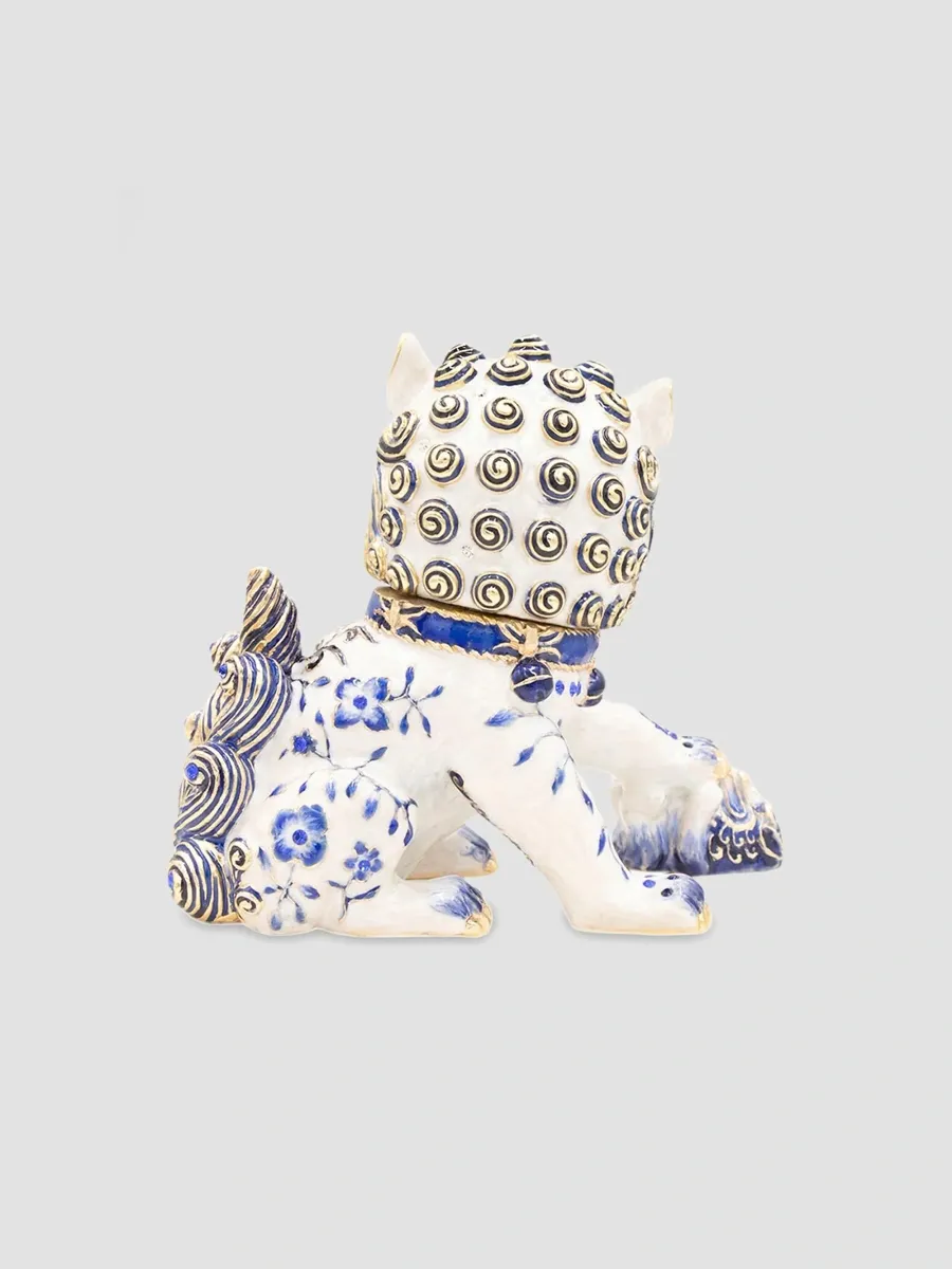 Jay Strongwater Delft Garden Yin Foo Dog Chinoiserie Figurine | Thumbnail 2 Jay Strongwater Delft Garden Yin Foo Dog Chinoiserie Figurine | Thumbnail 2