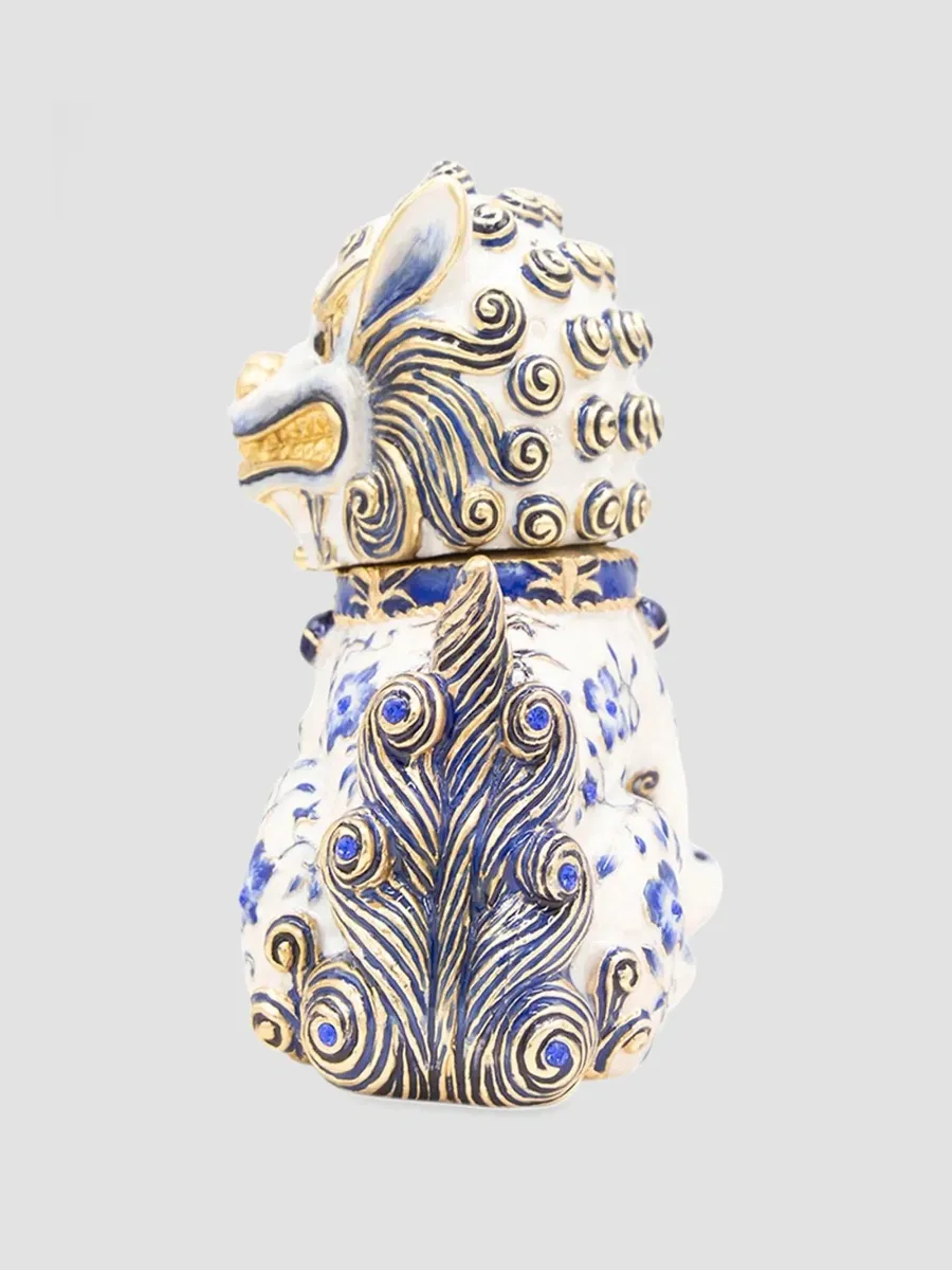 Jay Strongwater Delft Garden Yin Foo Dog Chinoiserie Figurine | Thumbnail 4 Jay Strongwater Delft Garden Yin Foo Dog Chinoiserie Figurine | Thumbnail 4