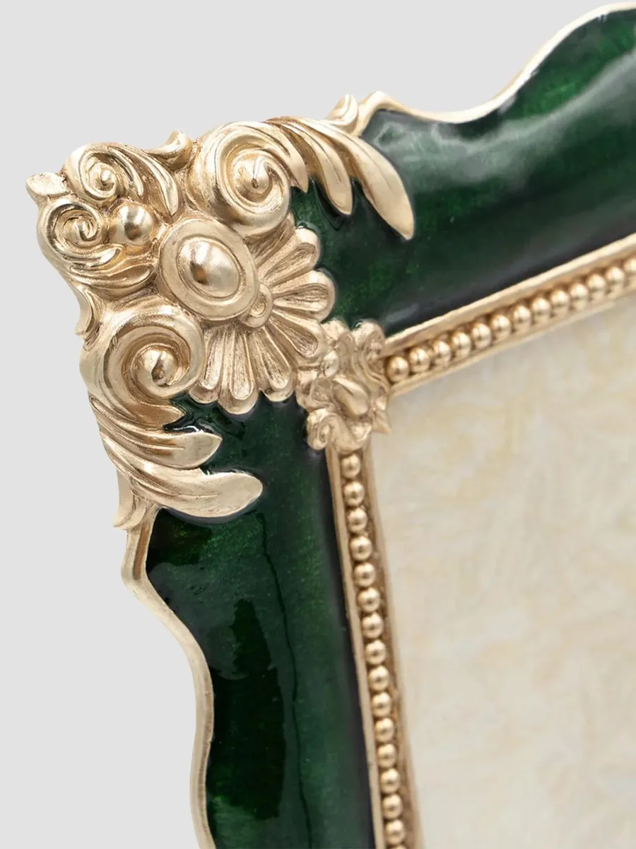 Jay Strongwater Emerald Heather 14K-Gold-Plated 5" x 7" Frame | Thumbnail 3 Jay Strongwater Emerald Heather 14K-Gold-Plated 5" x 7" Frame | Thumbnail 3