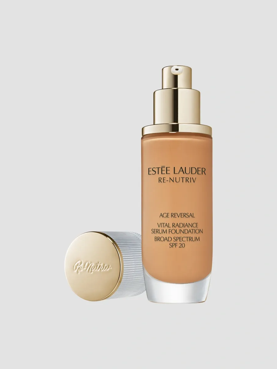 Estée Lauder Re-Nutriv Age Reversal Vital Radiance Serum Foundation SPF 20 | Thumbnail 2 Estée Lauder Re-Nutriv Age Reversal Vital Radiance Serum Foundation SPF 20 | Thumbnail 2