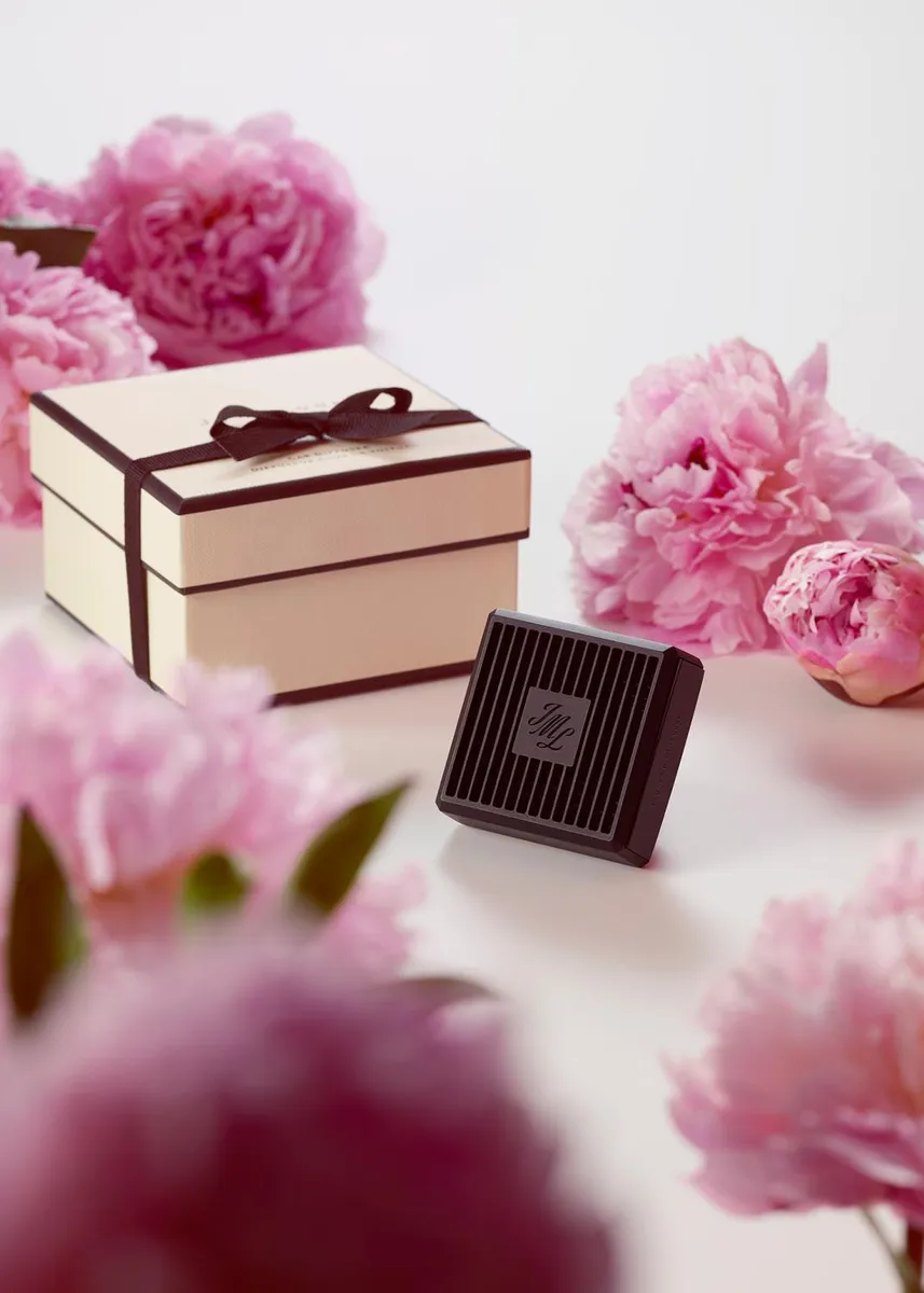 Jo Malone London Peony & Blush Suede Car Diffuser Refill | Thumbnail 5 Jo Malone London Peony & Blush Suede Car Diffuser Refill | Thumbnail 5