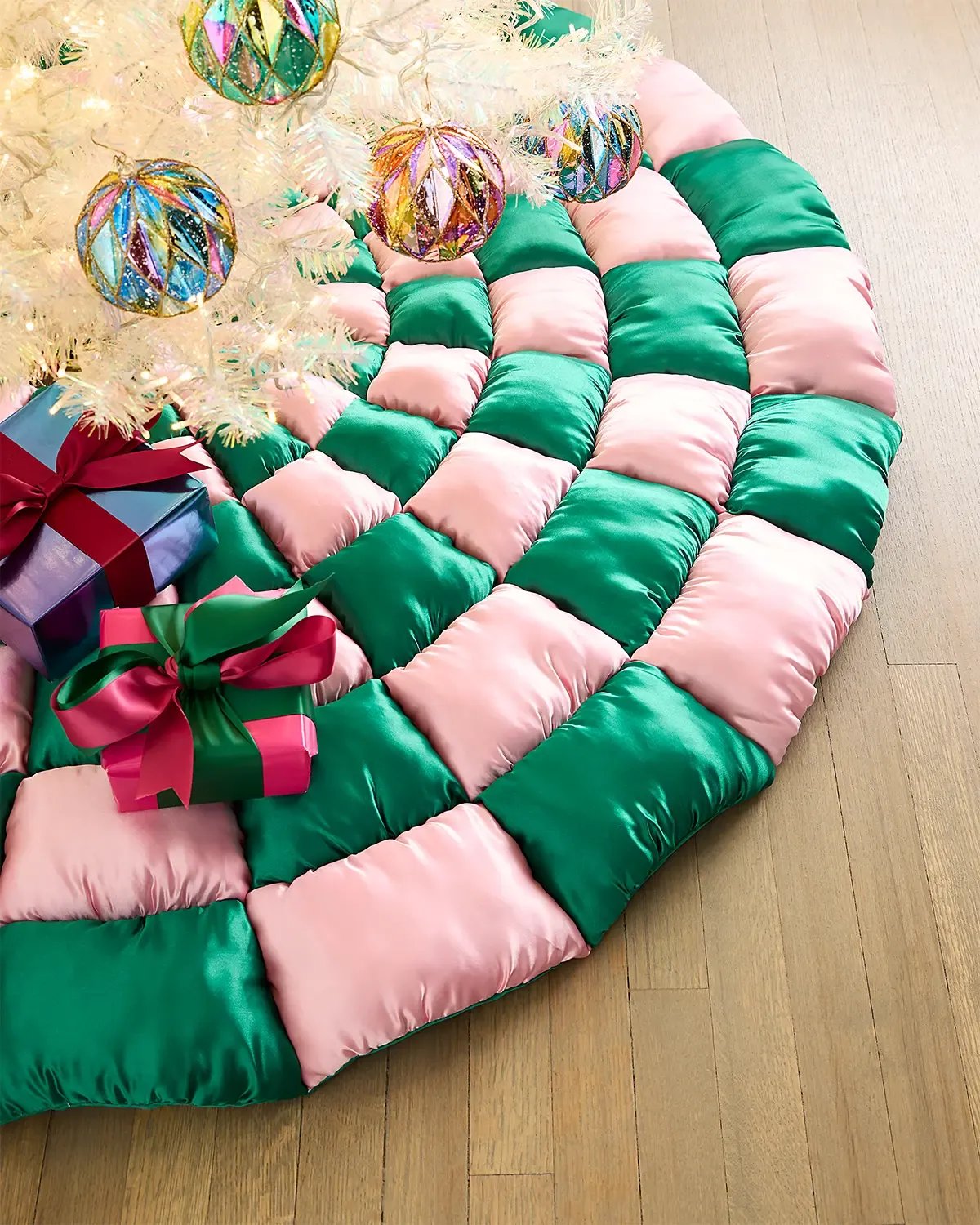 60" Puffy Checkerboard Tree Skirt 60" Puffy Checkerboard Tree Skirt