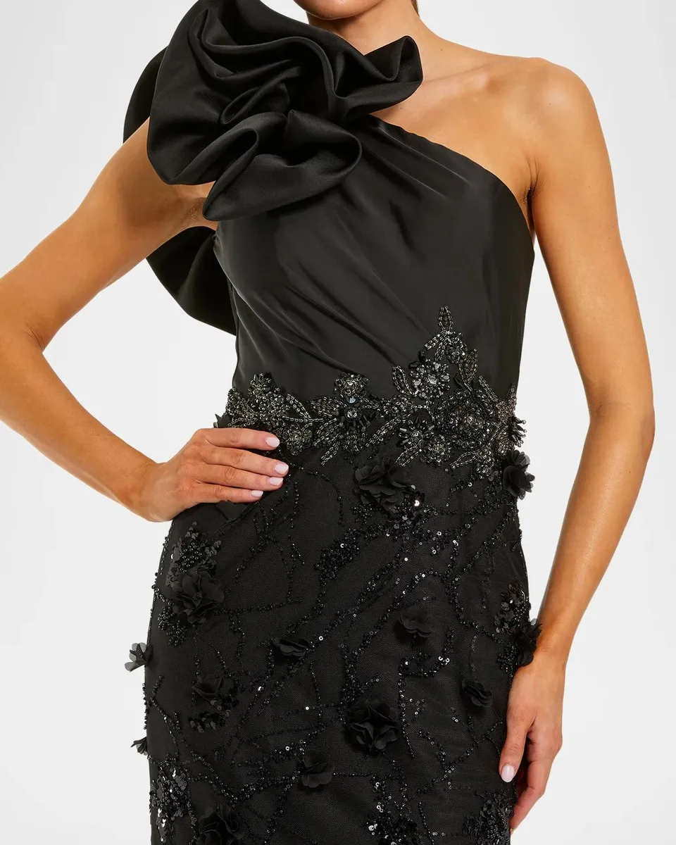 Mac Duggal Beaded One-Shoulder Ruffle Gown | Thumbnail 4