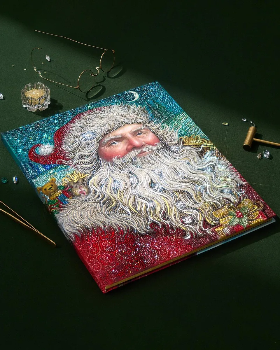 Twas the Night Before Christmas ' 18K Yellow Gold & Crystal Embellished Book | Thumbnail 4 Twas the Night Before Christmas ' 18K Yellow Gold & Crystal Embellished Book | Thumbnail 4