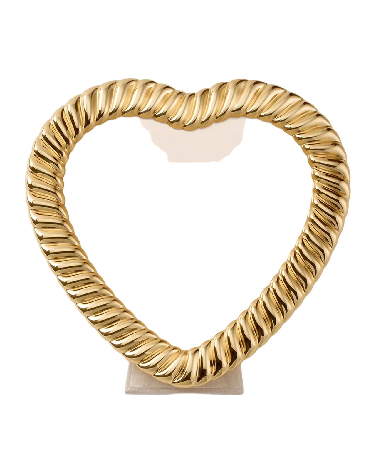 Loretta Heart Frame, 5.3" x 5.6" Loretta Heart Frame, 5.3" x 5.6"