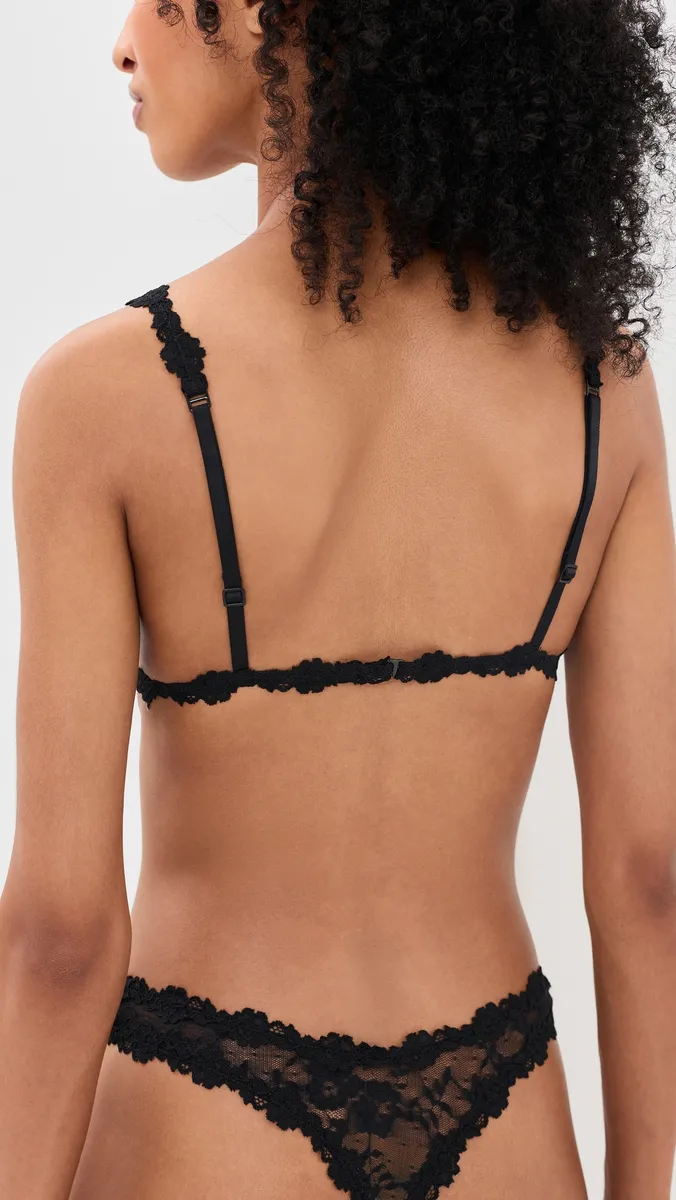 Skims Stretch Lace Triangle Bralette | Thumbnail 3 Skims Stretch Lace Triangle Bralette | Thumbnail 3