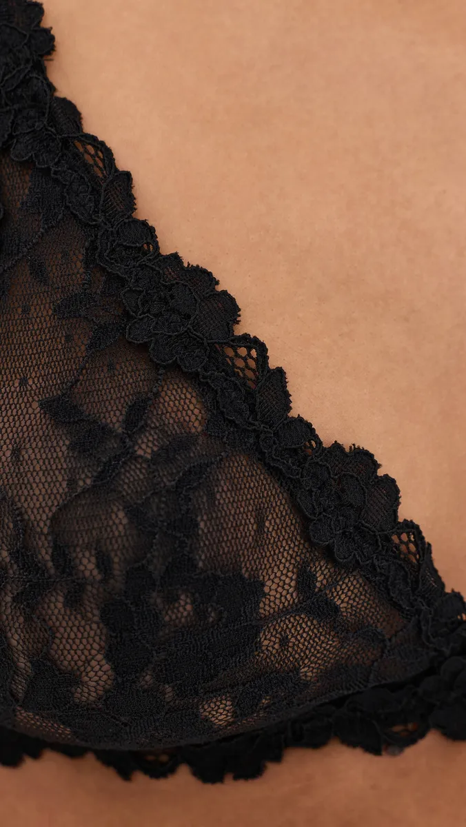 Skims Stretch Lace Triangle Bralette | Thumbnail 6 Skims Stretch Lace Triangle Bralette | Thumbnail 6