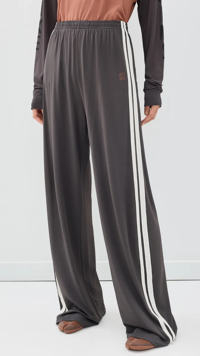 NikeSKIMS Stretch Knit Wide Leg Pants | Thumbnail 2