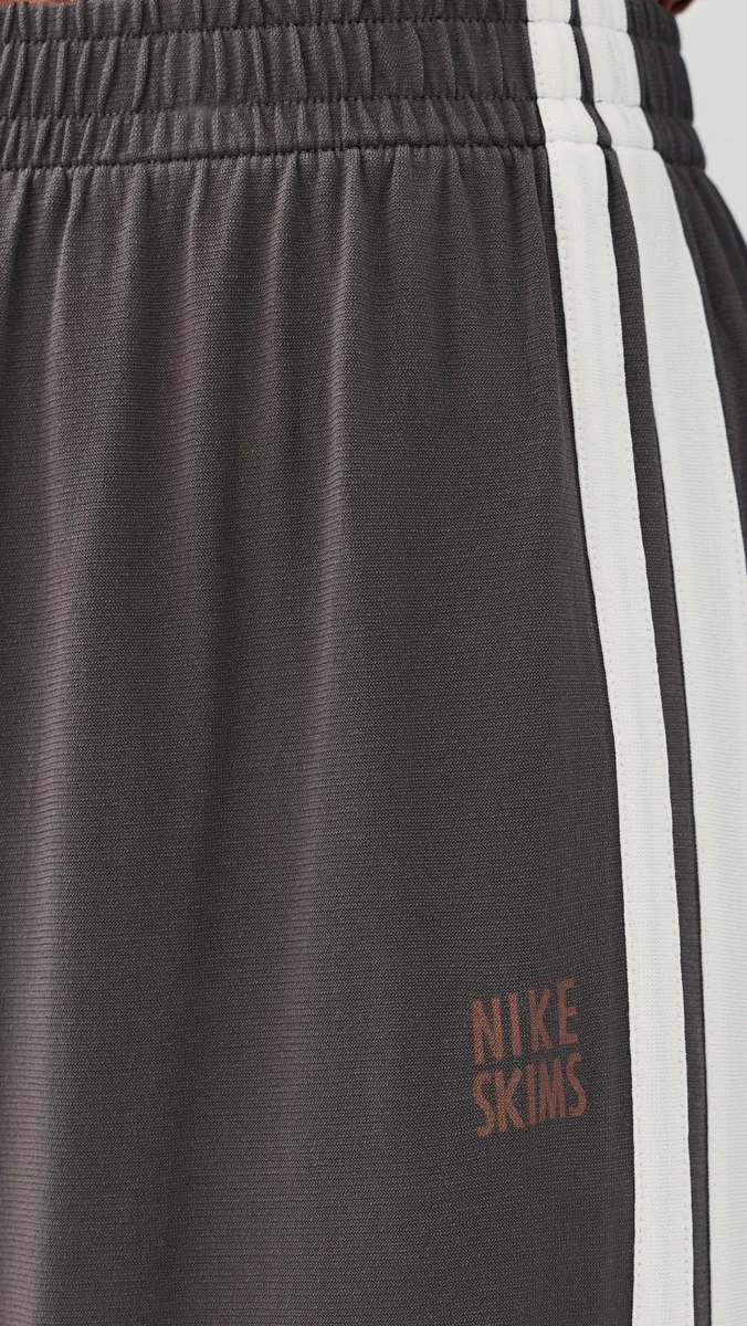 NikeSKIMS Stretch Knit Wide Leg Pants | Thumbnail 6
