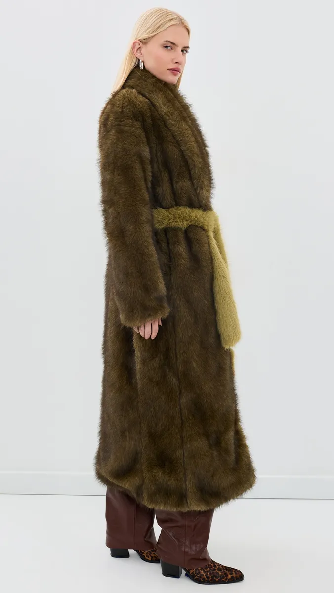 Muse Assembly Amber Faux Fur Coat | Thumbnail 4 Muse Assembly Amber Faux Fur Coat | Thumbnail 4
