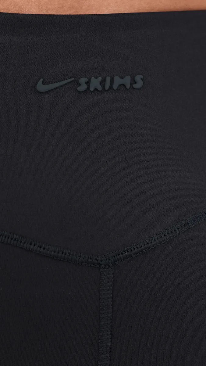 NikeSKIMS Matte Leggings | Thumbnail 6 NikeSKIMS Matte Leggings | Thumbnail 6