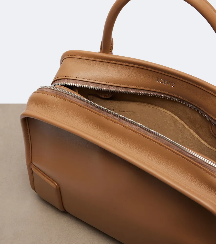 Loewe Amazona 180 Medium leather top-handle bag | Thumbnail 3 Loewe Amazona 180 Medium leather top-handle bag | Thumbnail 3