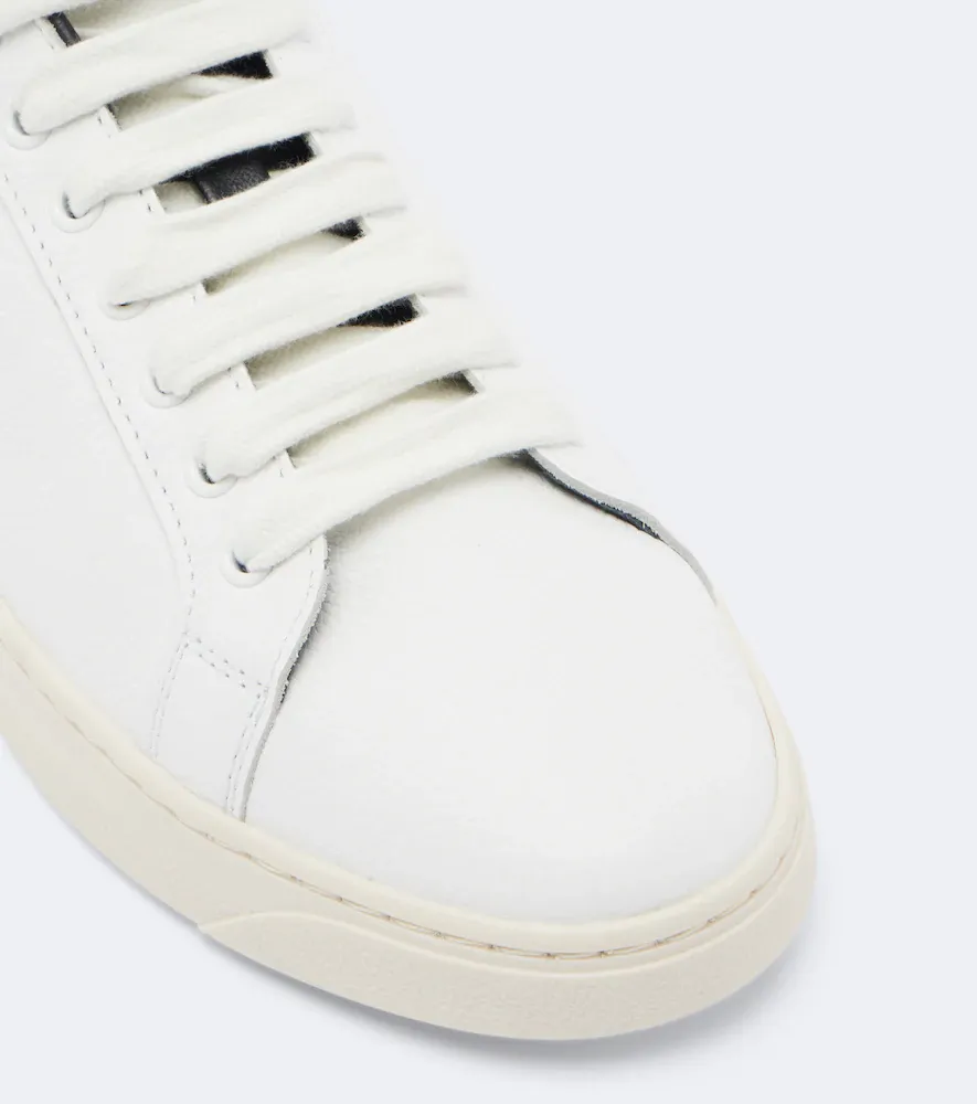 Alexander McQueen Axle leather sneakers | Thumbnail 4 Alexander McQueen Axle leather sneakers | Thumbnail 4