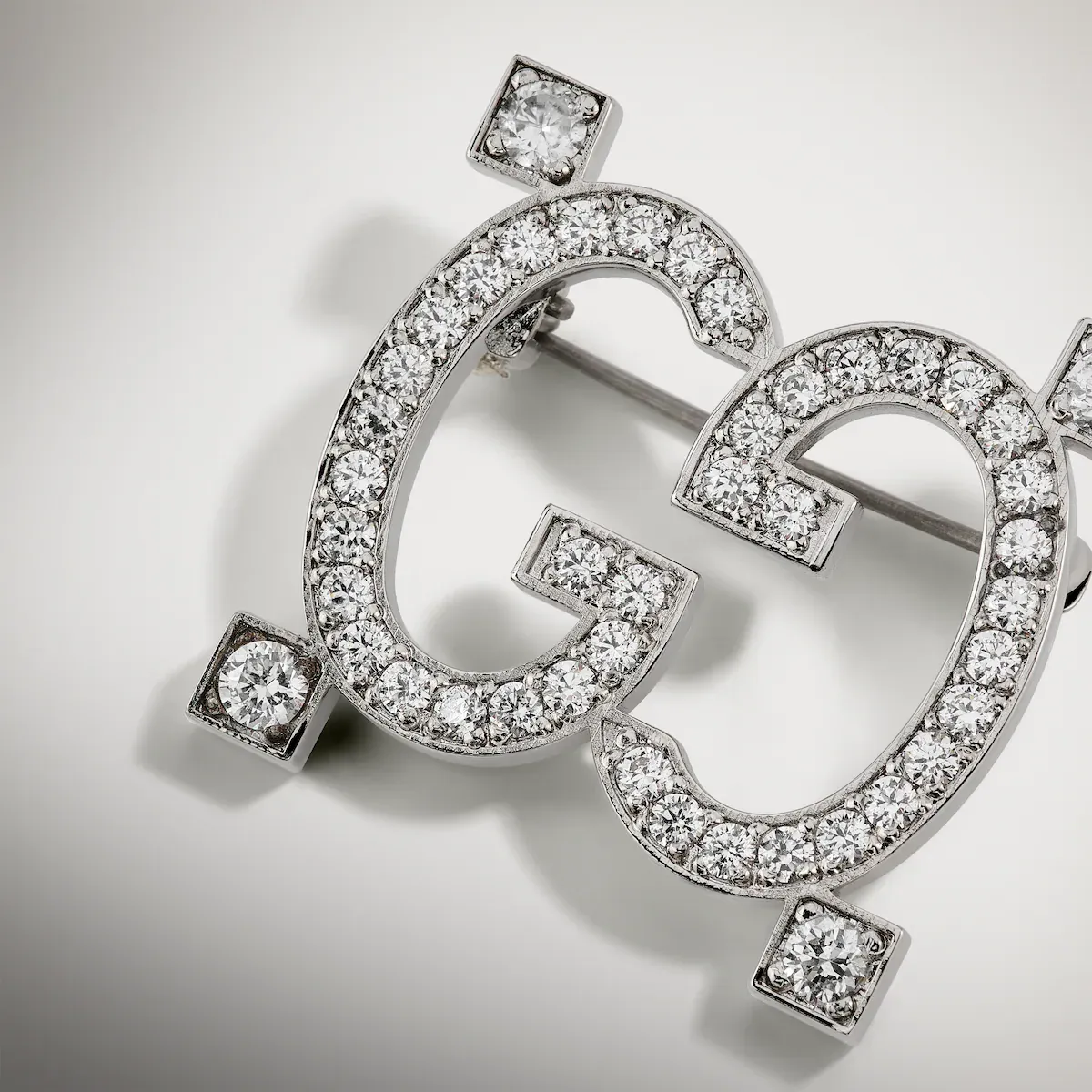 Gucci Brooch With Crystal GG | Thumbnail 3 Gucci Brooch With Crystal GG | Thumbnail 3