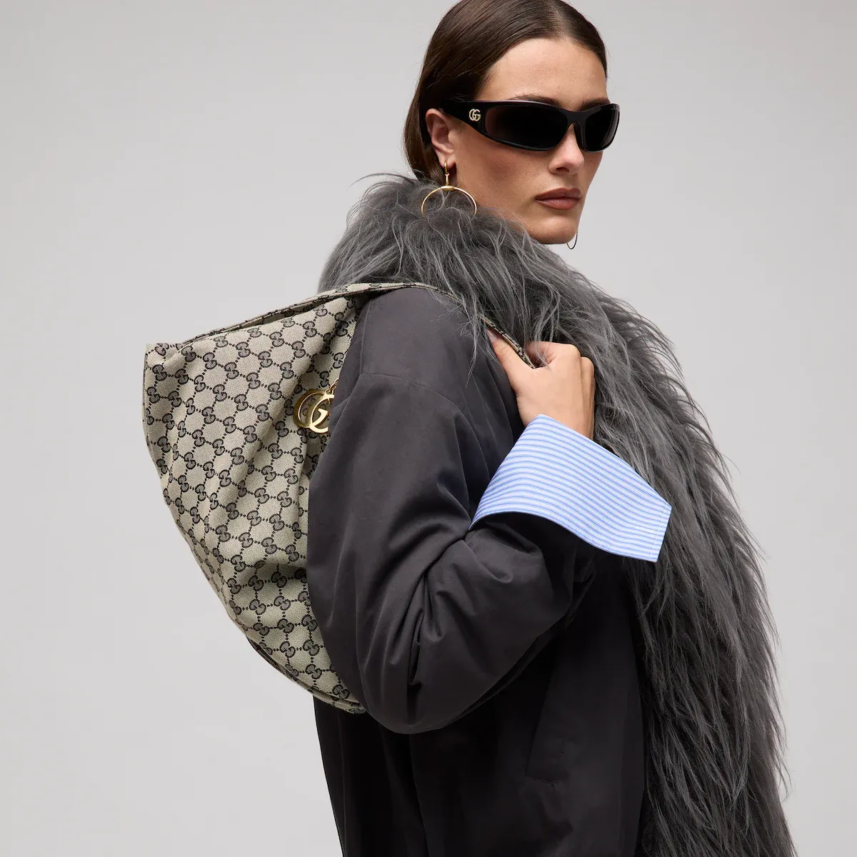 Gucci Infinity Large Shoulder Bag | Thumbnail 2 Gucci Infinity Large Shoulder Bag | Thumbnail 2