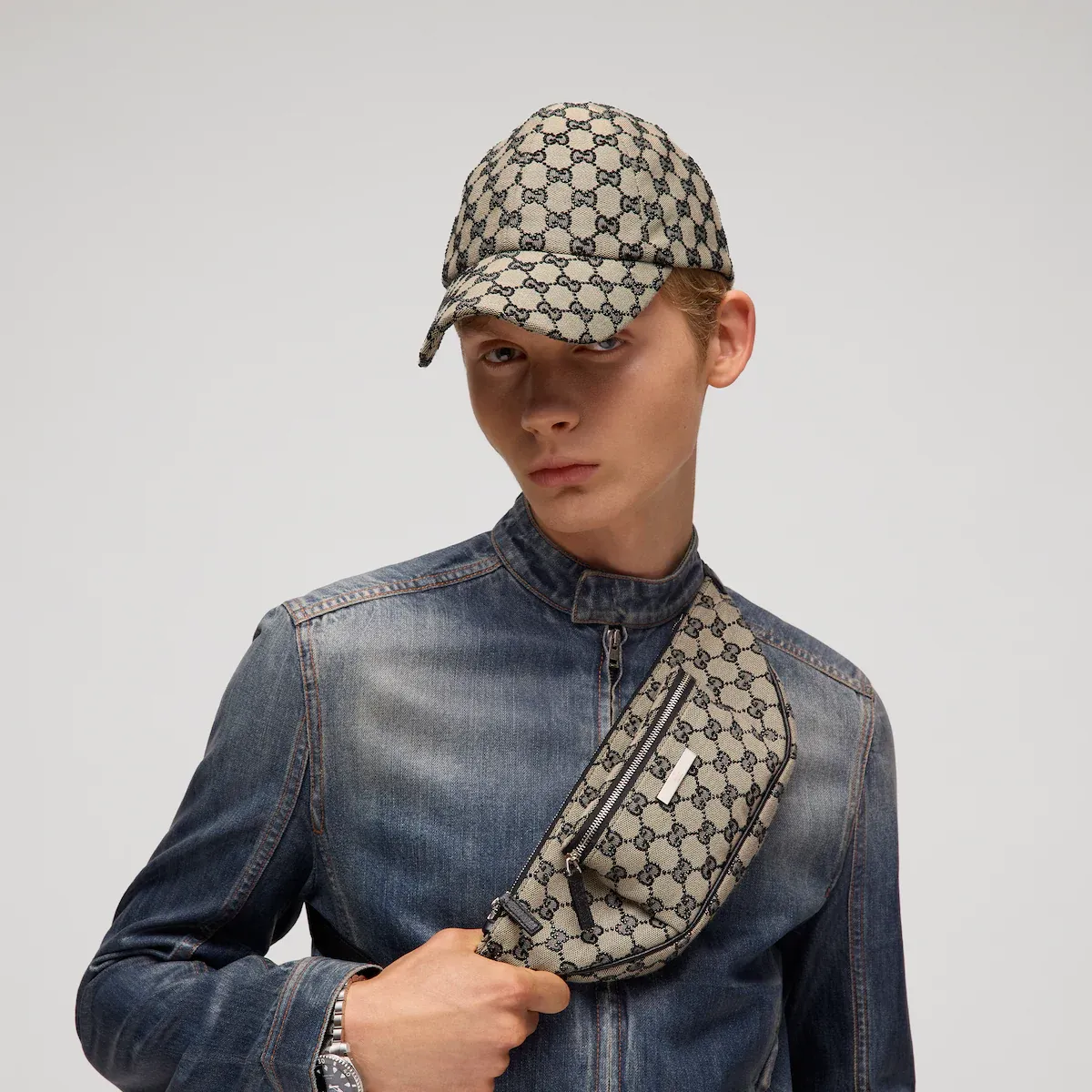 Gucci GG Canvas Baseball Hat With Crystals | Thumbnail 2