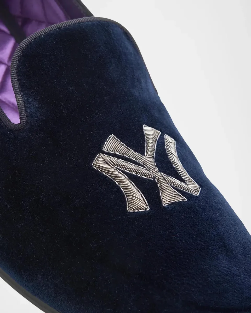 Ralph Lauren Purple Label Men's Yankees Velvet Slippers | Thumbnail 5 Ralph Lauren Purple Label Men's Yankees Velvet Slippers | Thumbnail 5