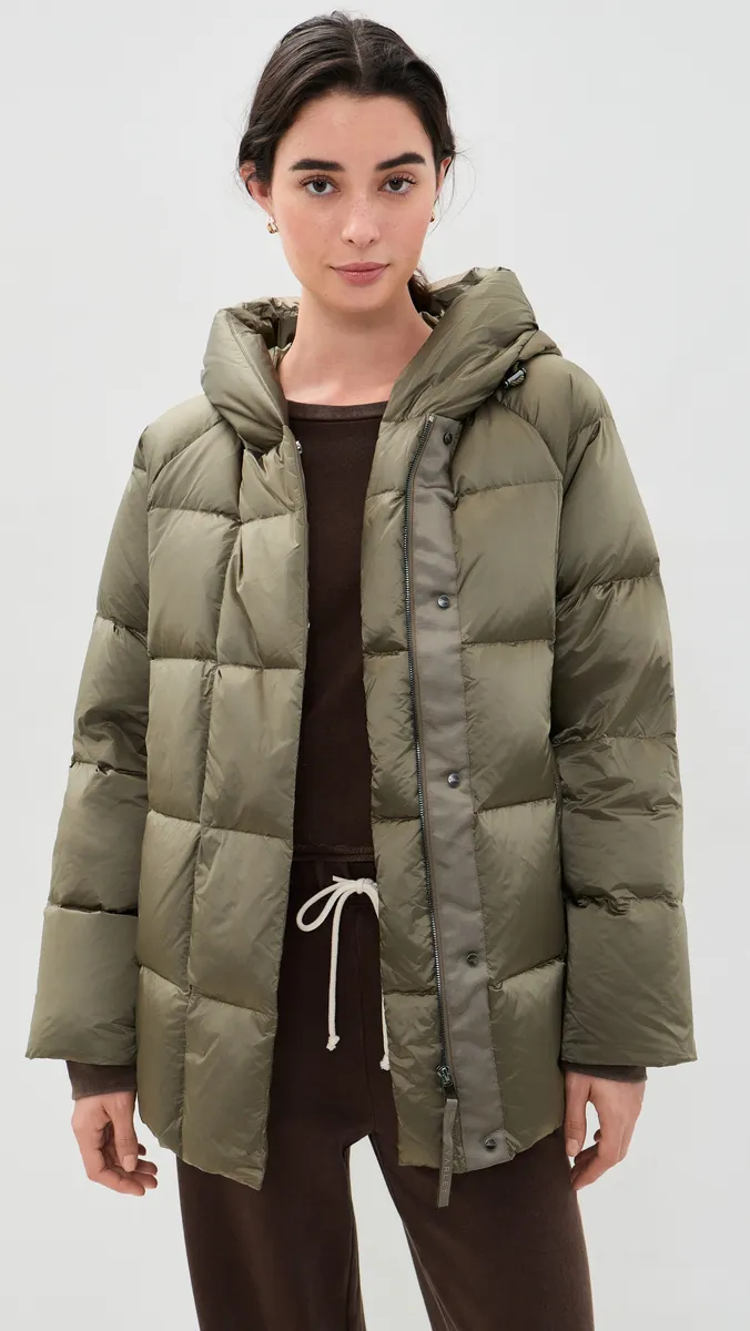 Varley Latimer Down Puffer Coat | Thumbnail 2 Varley Latimer Down Puffer Coat | Thumbnail 2