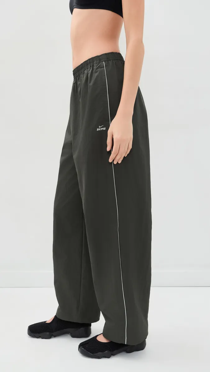 NikeSKIMS Crunchy Nylon Wide Leg Pants | Thumbnail 4 NikeSKIMS Crunchy Nylon Wide Leg Pants | Thumbnail 4