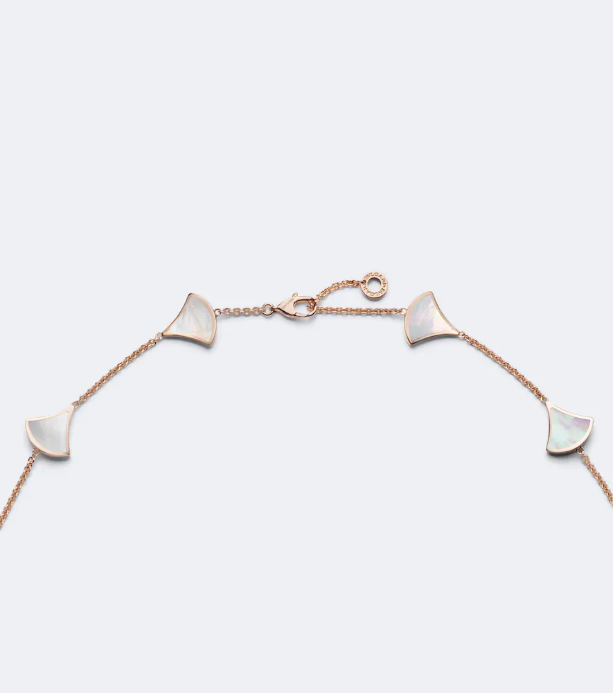 BVLGARI Diva's Dream 18kt rose gold necklace with mother-of-pearl | Thumbnail 5 BVLGARI Diva's Dream 18kt rose gold necklace with mother-of-pearl | Thumbnail 5