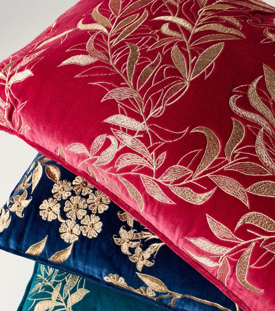 LES OTTOMANS Embroidered cotton velvet cushion | Thumbnail 3