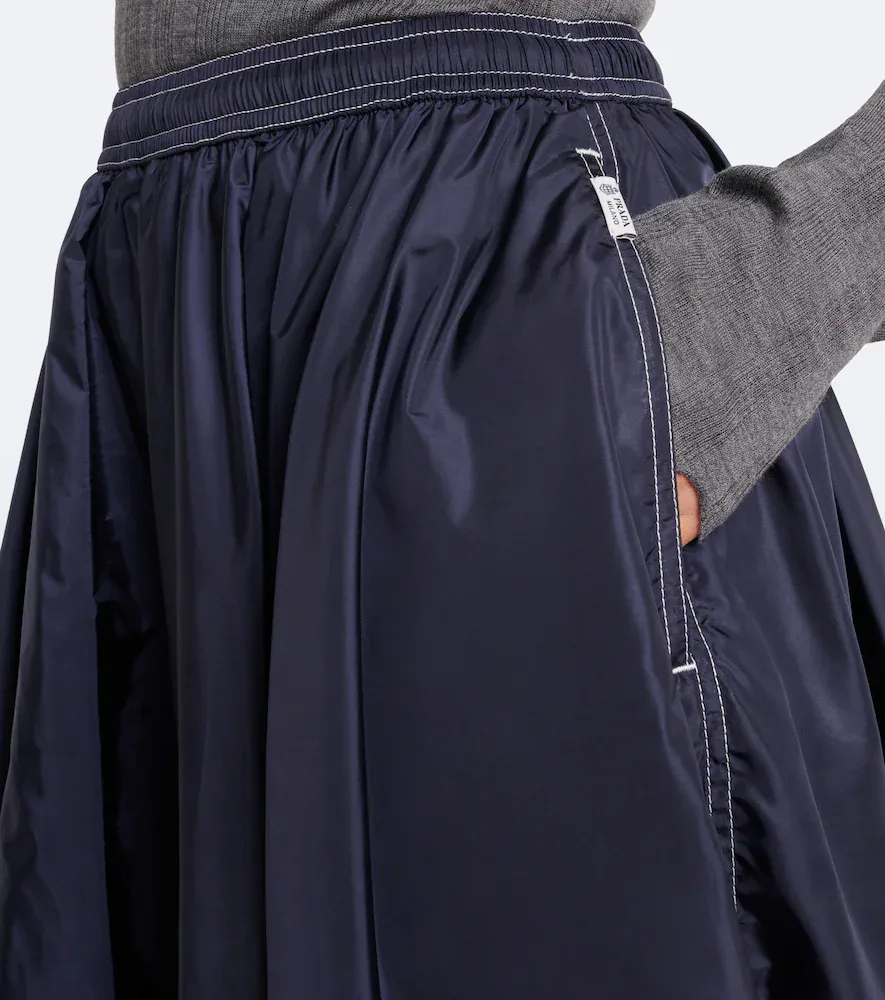 Prada Re-Nylon midi skirt | Thumbnail 3 Prada Re-Nylon midi skirt | Thumbnail 3