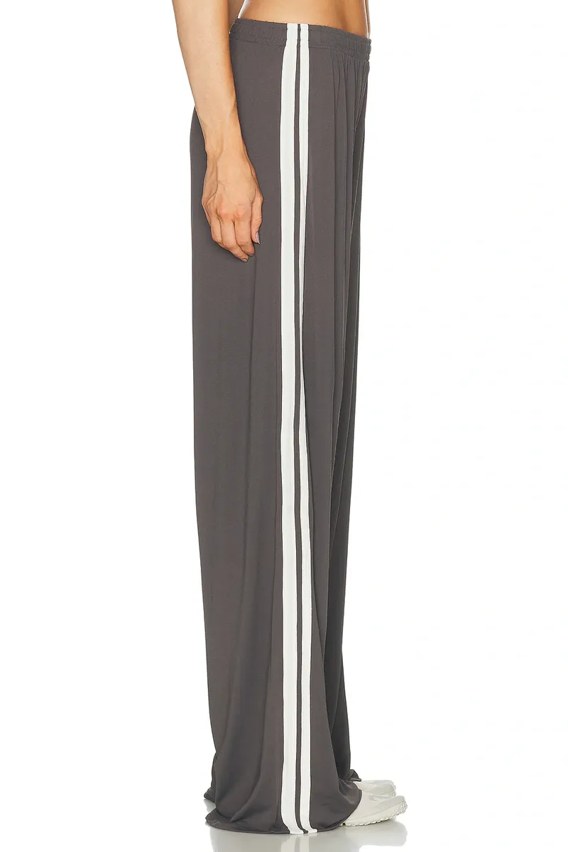 NikeSKIMS Stretch Knit Wide Leg Pant | Thumbnail 3 NikeSKIMS Stretch Knit Wide Leg Pant | Thumbnail 3