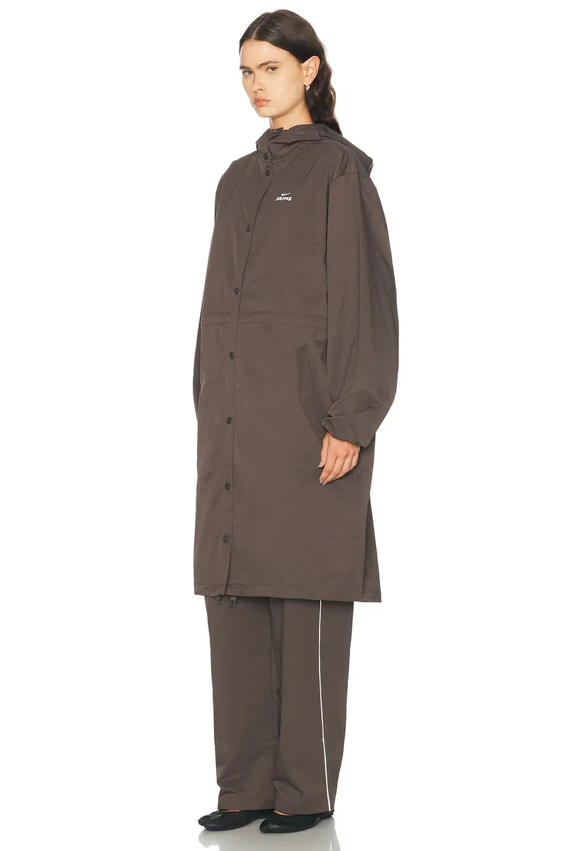 NikeSKIMS Crunchy Nylon Hooded Parka | Thumbnail 3 NikeSKIMS Crunchy Nylon Hooded Parka | Thumbnail 3