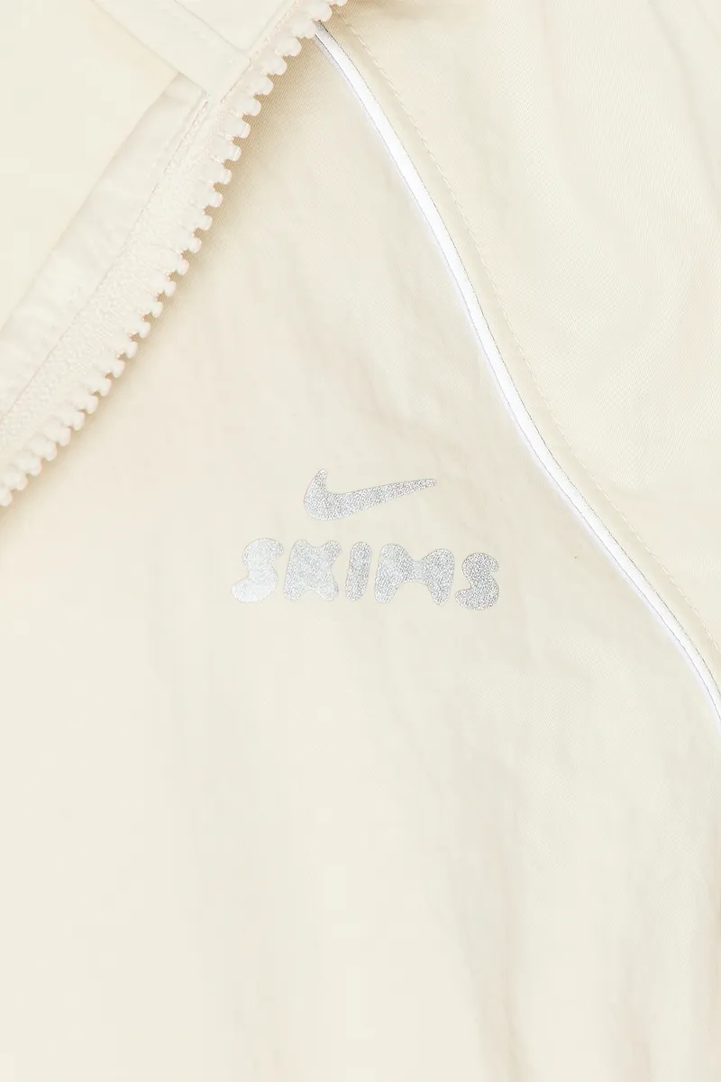 NikeSKIMS Crunchy Nylon Crop Jacket | Thumbnail 6 NikeSKIMS Crunchy Nylon Crop Jacket | Thumbnail 6