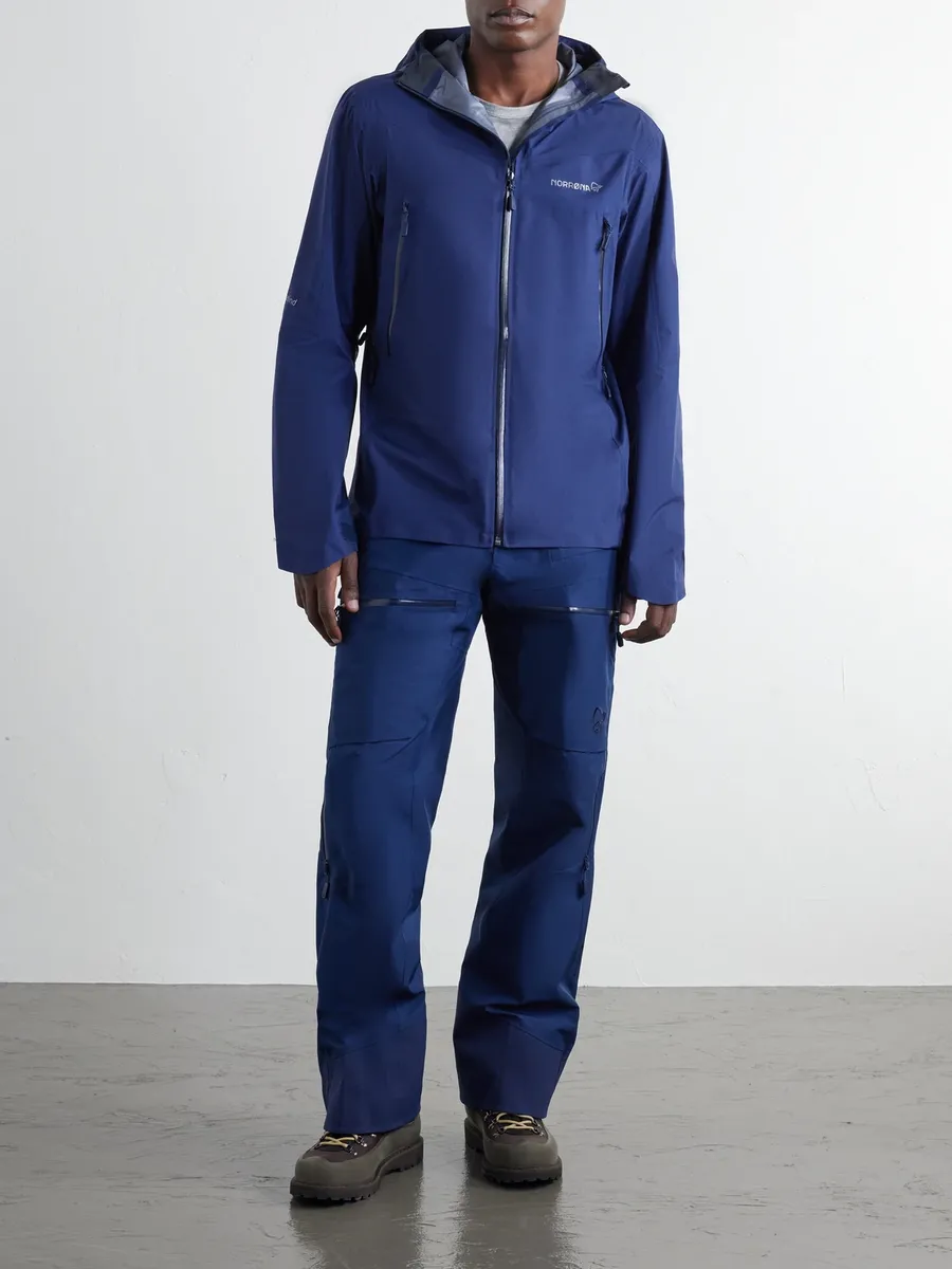 Norrøna Falketind Hooded GORE-TEX® Shell Jacket - Men | Thumbnail 2 Norrøna Falketind Hooded GORE-TEX® Shell Jacket - Men | Thumbnail 2
