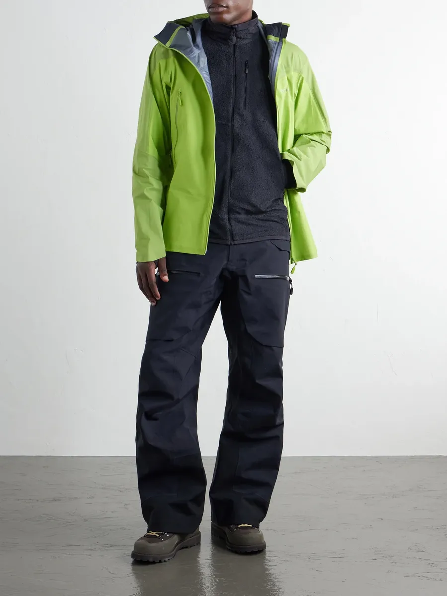 Norrøna Falketind Hooded GORE-TEX® Shell Jacket - Men | Thumbnail 2 Norrøna Falketind Hooded GORE-TEX® Shell Jacket - Men | Thumbnail 2
