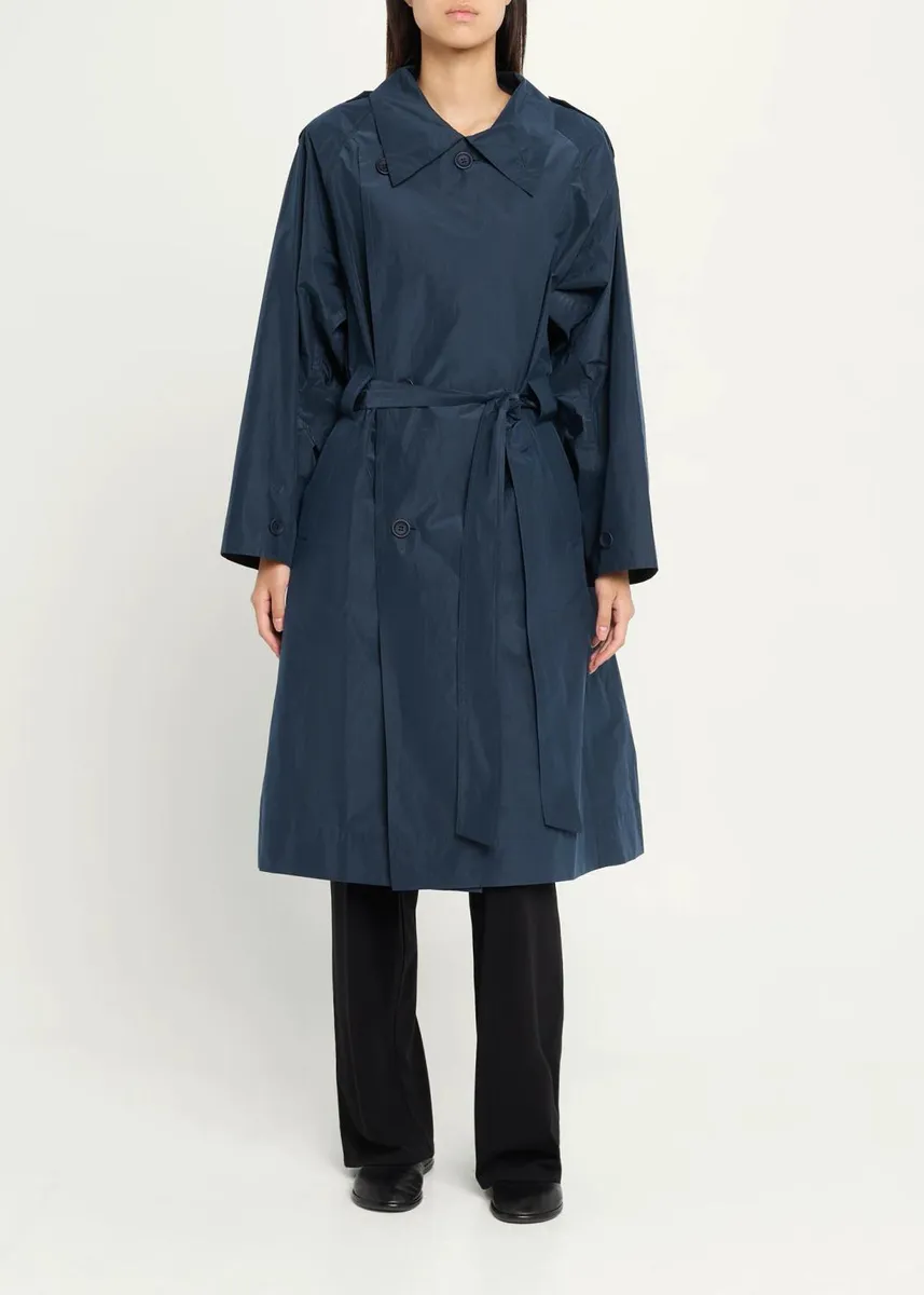 Issey Miyake Correlation Draped-Back Double-Collar Coat | Thumbnail 2