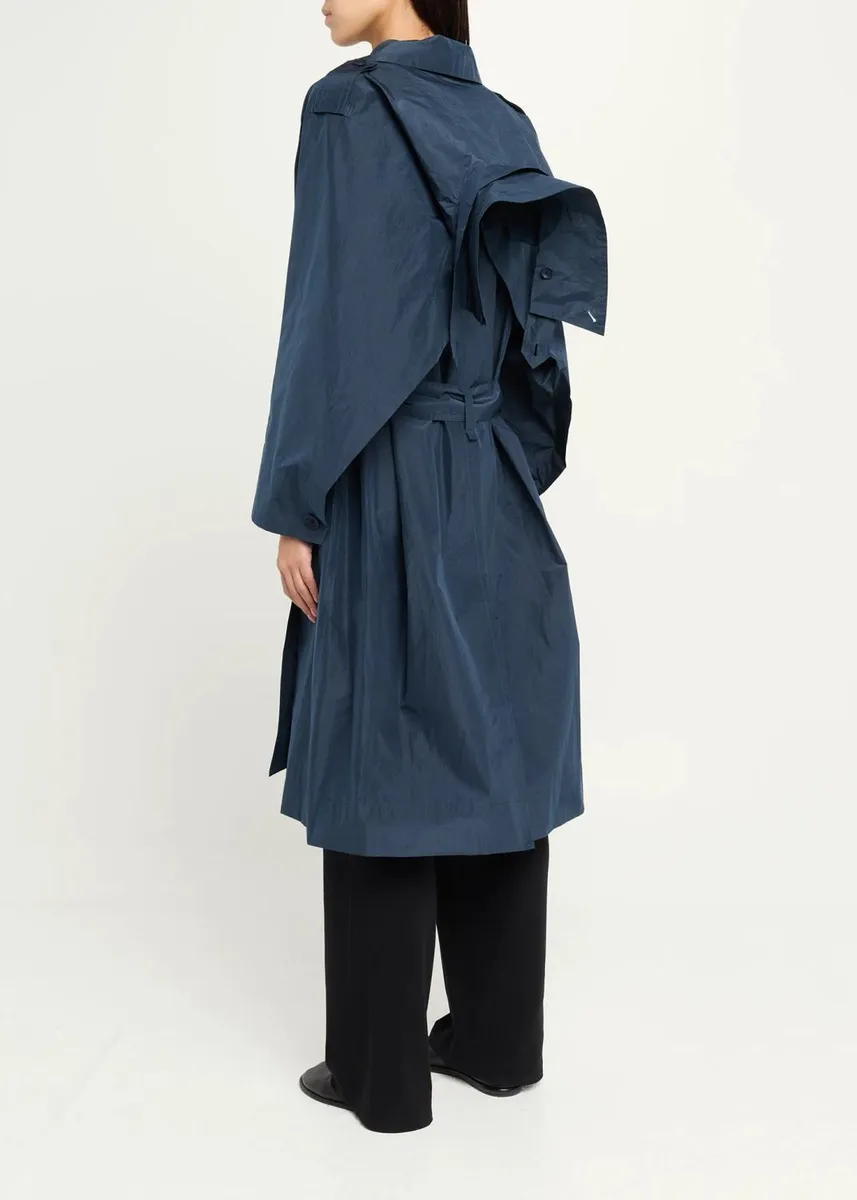 Issey Miyake Correlation Draped-Back Double-Collar Coat | Thumbnail 3
