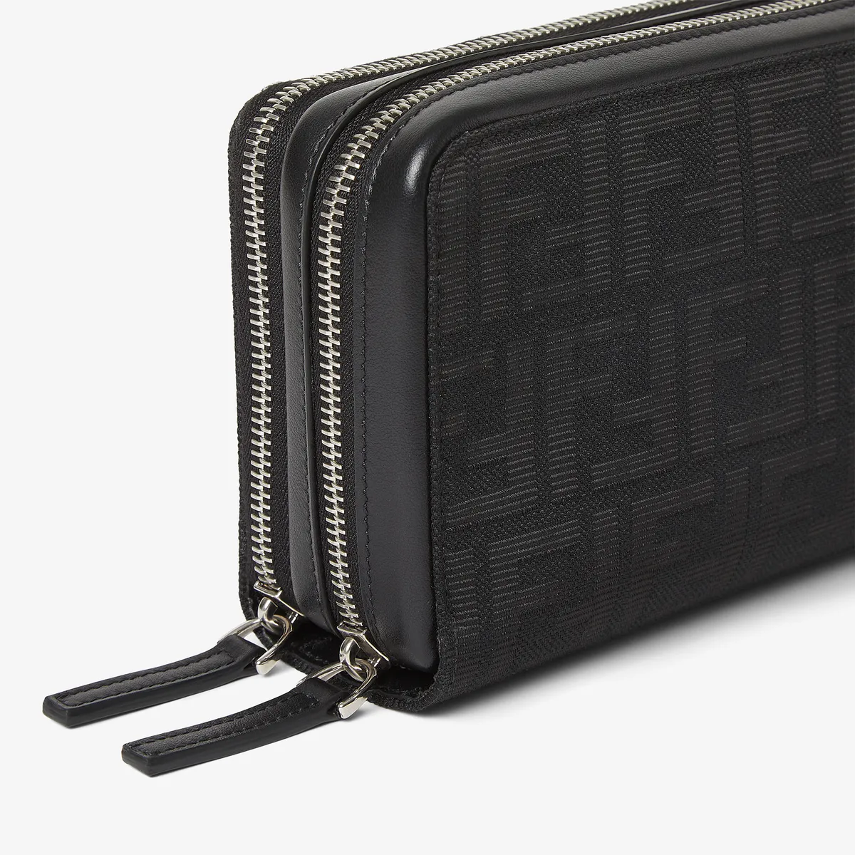 Fendi Standing Clutch | Thumbnail 5 Fendi Standing Clutch | Thumbnail 5