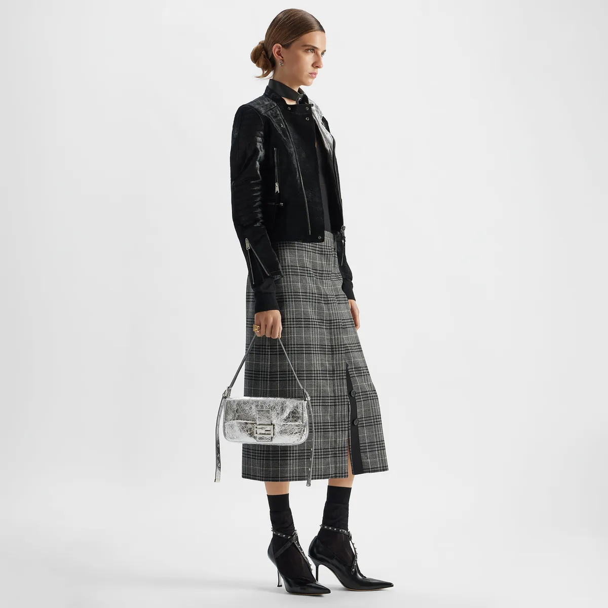 Fendi Baguette 26424 Crackled Silver Leather Bag | Thumbnail 9 Fendi Baguette 26424 Crackled Silver Leather Bag | Thumbnail 9