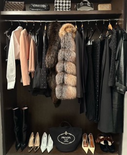 Vêtir 1000 Piece Concierge Closet Upload + 20 Styled Looks | Thumbnail 1 Vêtir 1000 Piece Concierge Closet Upload + 20 Styled Looks | Thumbnail 1
