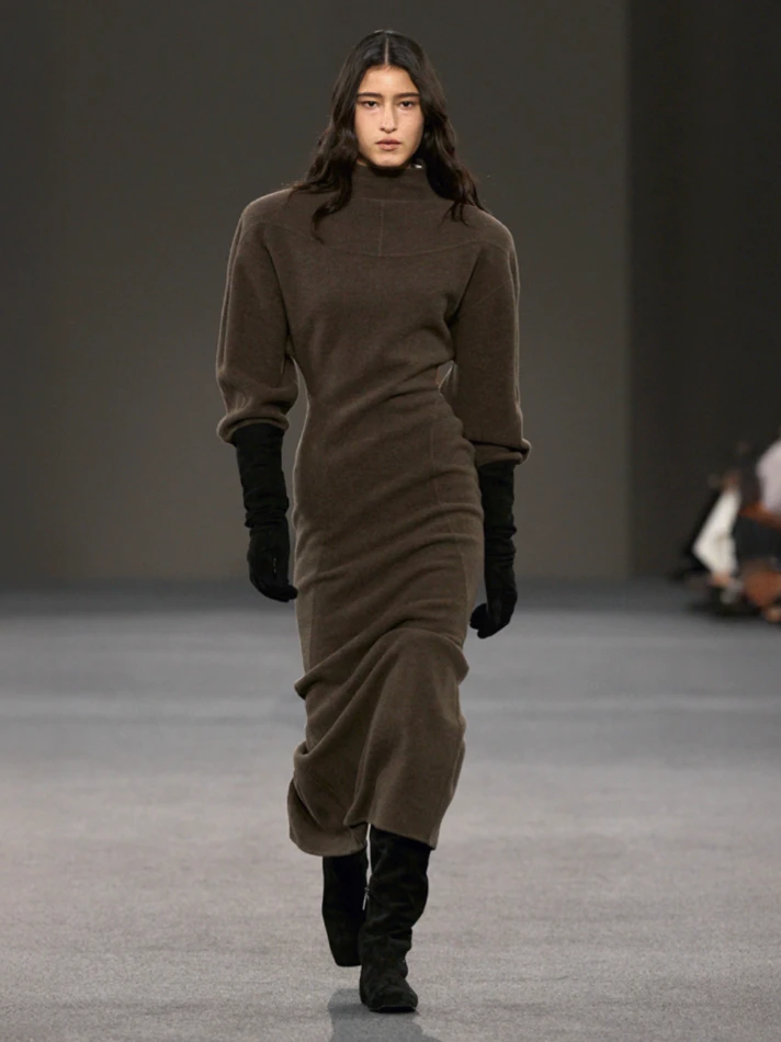 The 9 Top Fall/Winter Trends — featuring Nour Hammour Leather Gloves, Khaite Remo Long Gloves In Brown Leather, ANNA SUI Leopard-print Stretch-jersey Gloves and more The 9 Top Fall/Winter Trends — featuring Nour Hammour Leather Gloves, Khaite Remo Long Gloves In Brown Leather, ANNA SUI Leopard-print Stretch-jersey Gloves and more